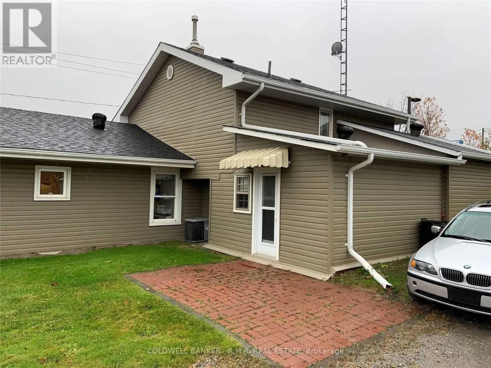 Upper - 990 Taunton Cross E, Whitby, Ontario  L1H 7K5 - Photo 1 - E12220222