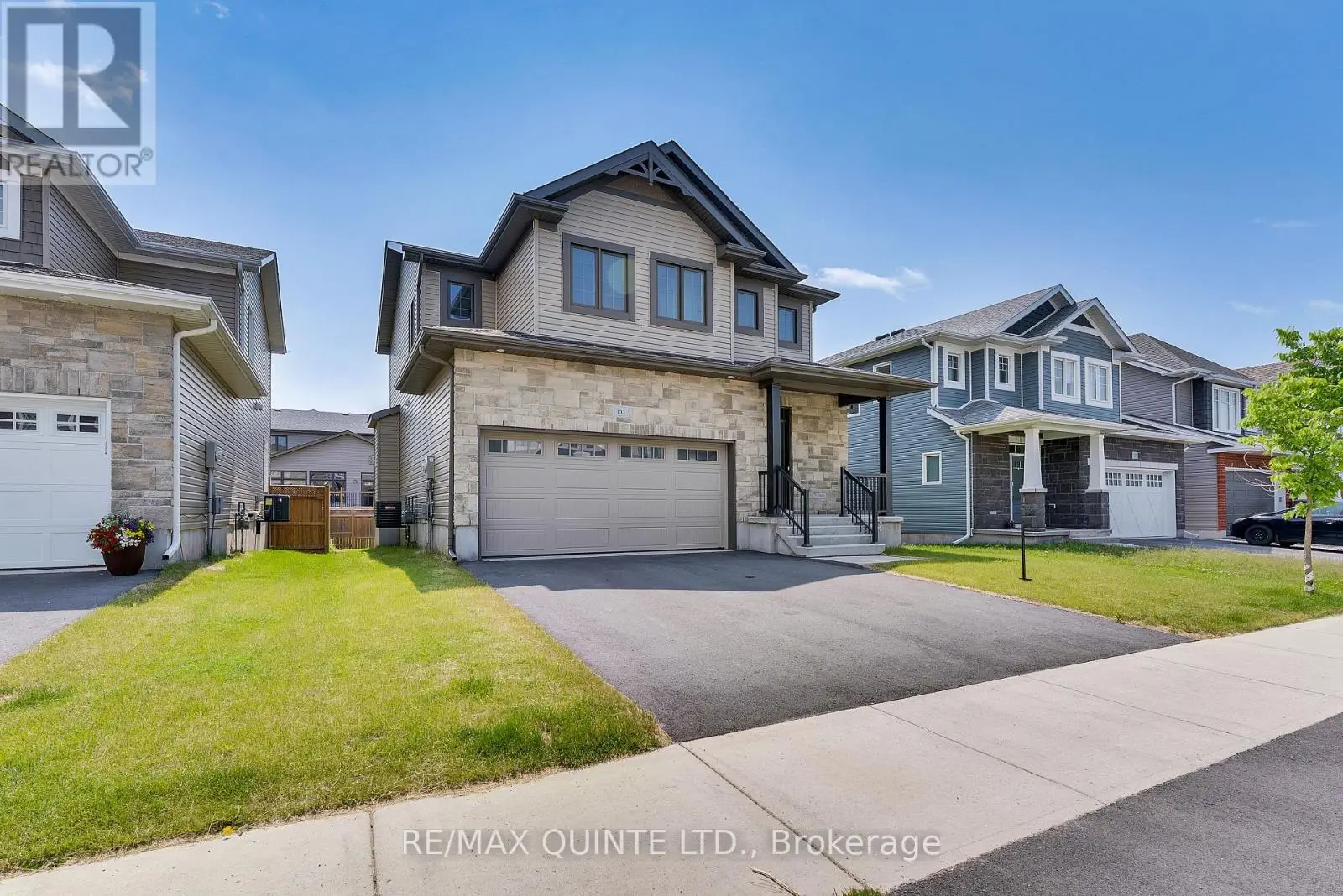 753 Riverview Way, Kingston, Ontario  K7K 0J3 - Photo 3 - X12218037