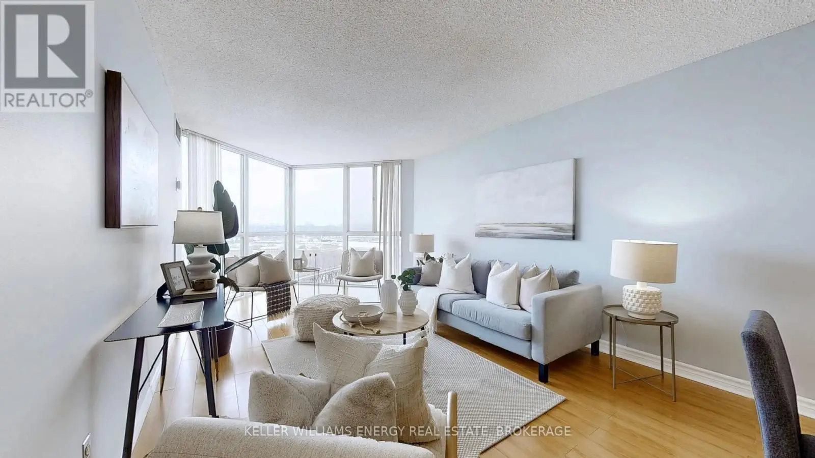 1512 - 7 Concorde Place, Toronto, Ontario  M3C 3N4 - Photo 1 - C12221624