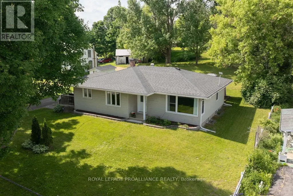 1036 Wagarville Road, Frontenac, Ontario  K0H 2K0 - Photo 1 - X12221794