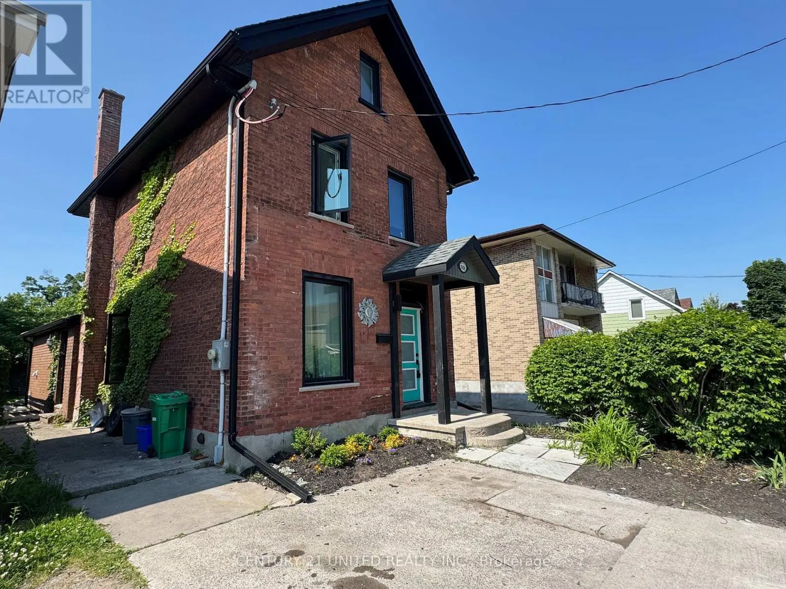 508 Sherbrooke Street, Peterborough Central, Ontario  K9J 2P3 - Photo 1 - X12195737