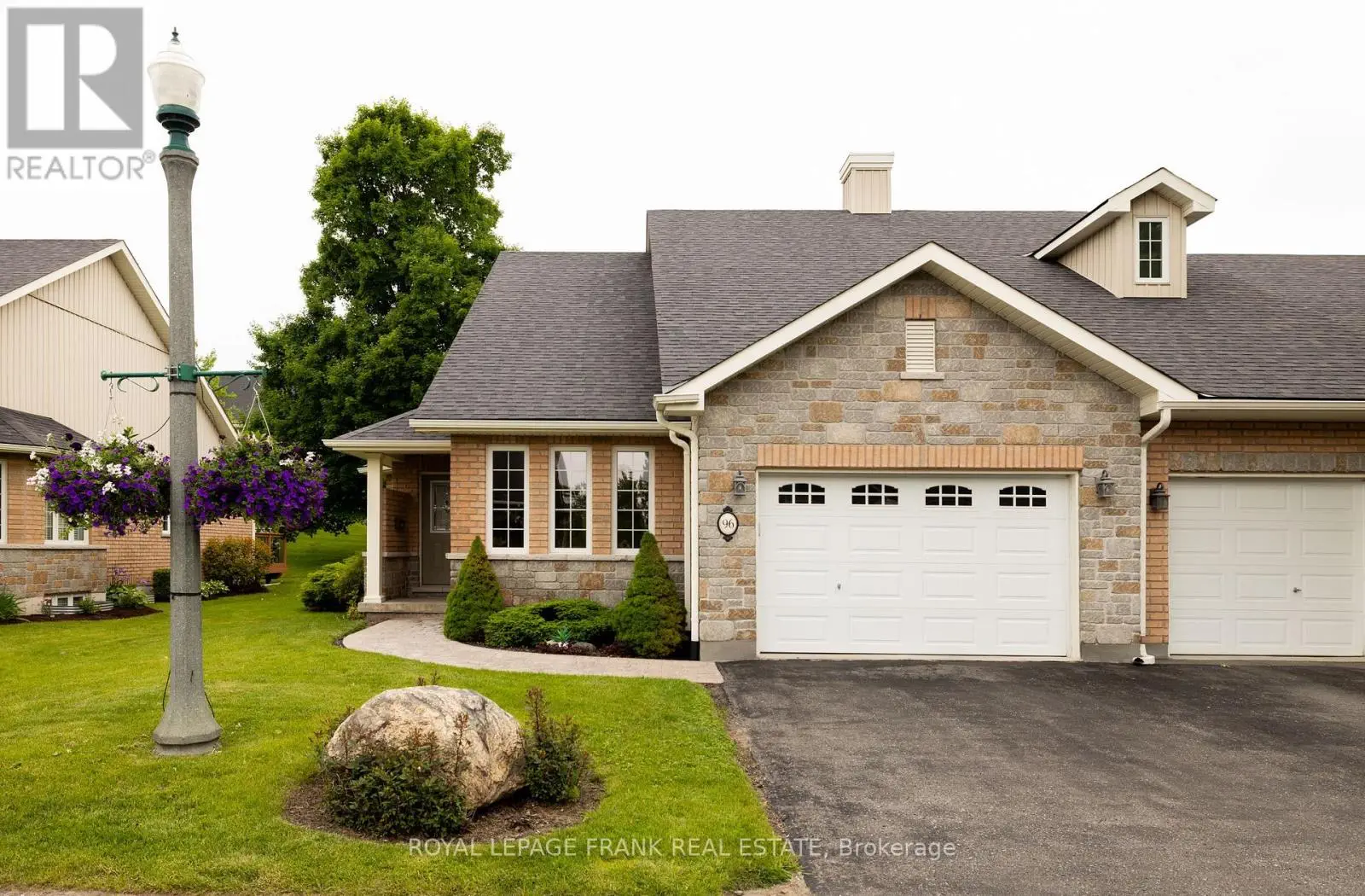 96 Village Crescent, Peterborough West, Ontario  K9J 0A9 - Photo 2 - X12222651