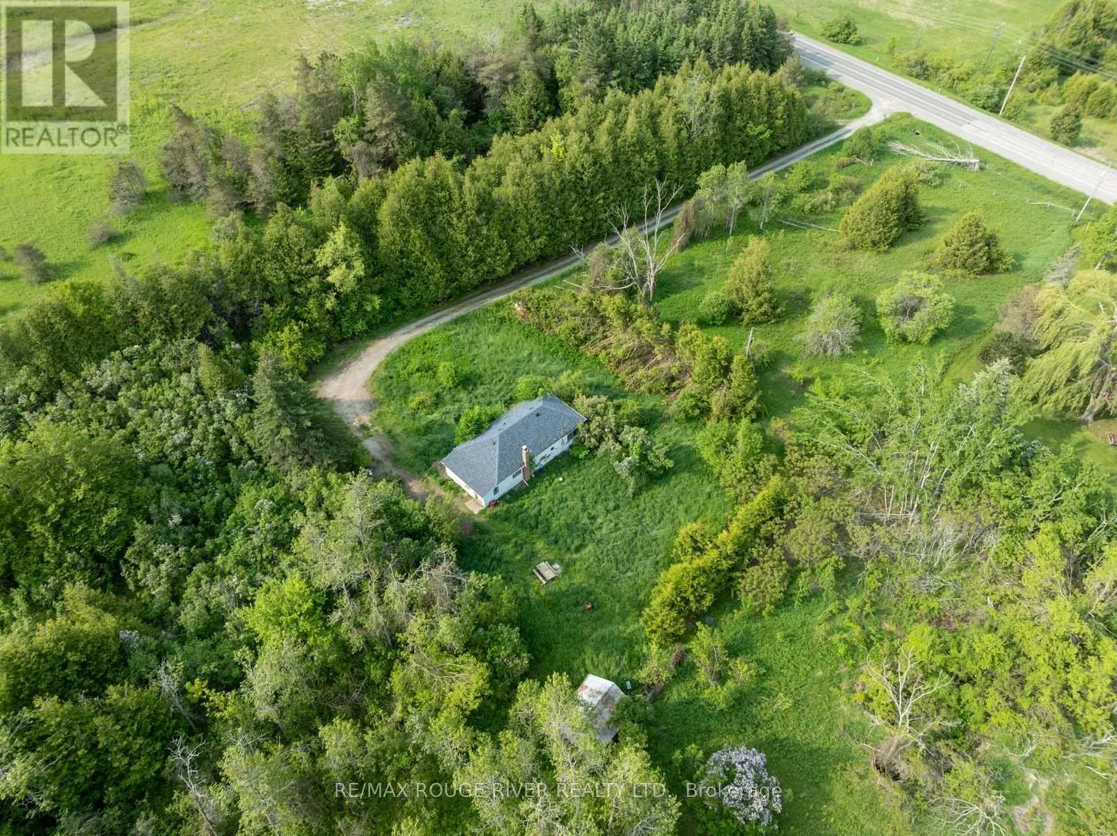 15 Capstick Road, Kawartha Lakes, Ontario  L0A 1A0 - Photo 2 - X12222666