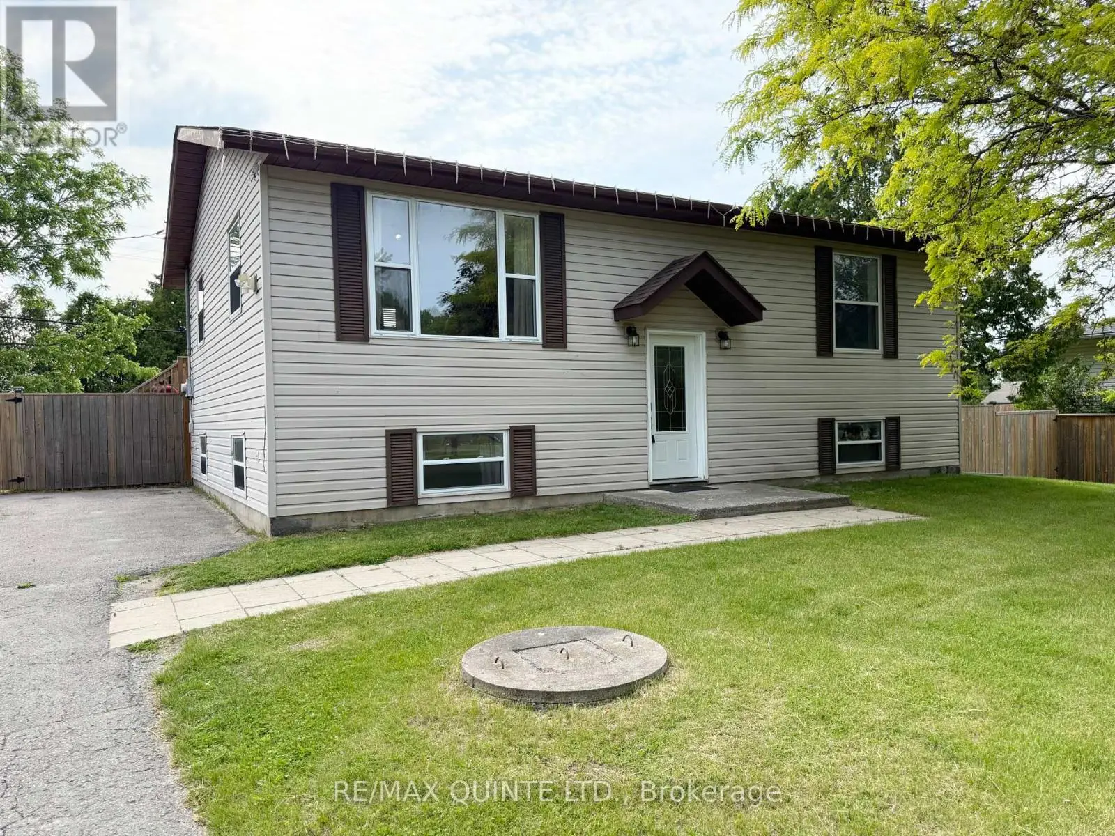 79 Jeffrey Drive, Quinte West, Ontario  K8V 5P8 - Photo 1 - X12222806