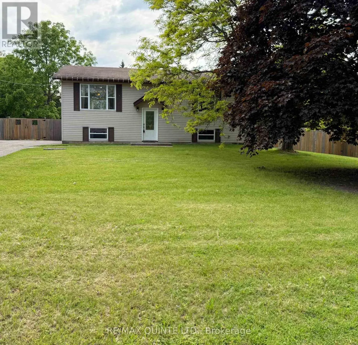 79 Jeffrey Drive, Quinte West, Ontario  K8V 5P8 - Photo 2 - X12222806
