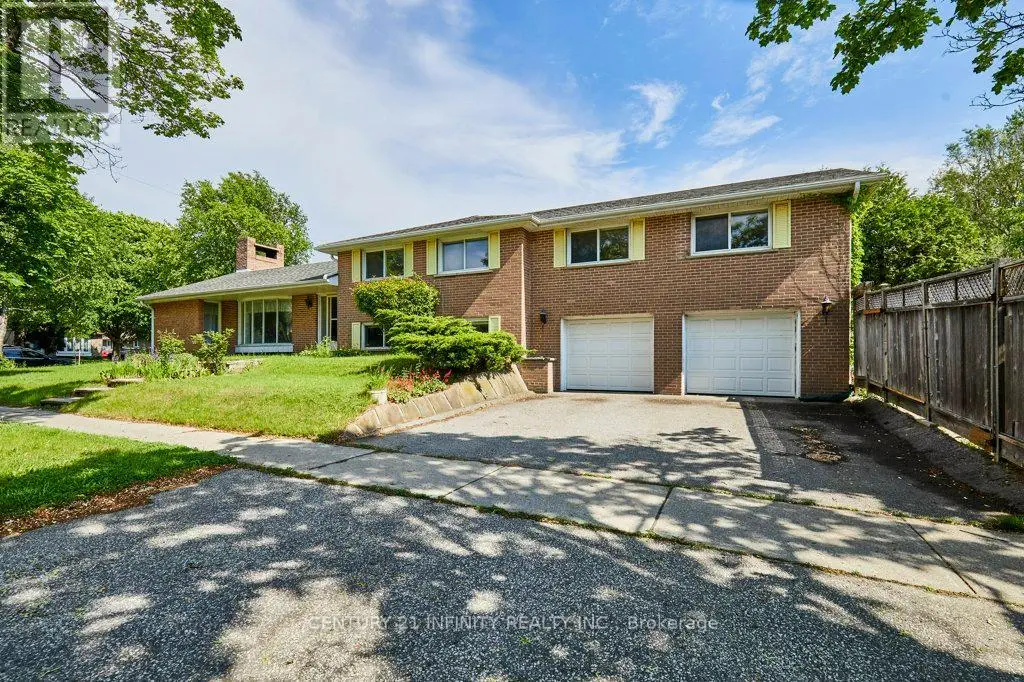 1 Goodland Gate, Toronto, Ontario  M1S 1V4 - Photo 2 - E12222329