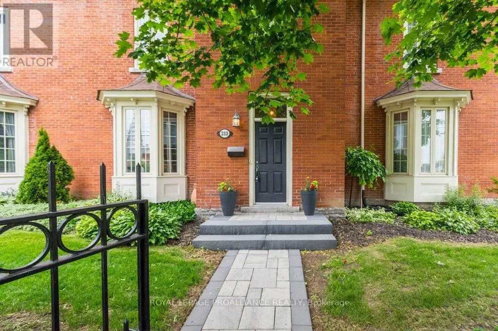 5 - 233 John Street, Belleville, Ontario  K8N 3G2 - Photo 1 - X12223104