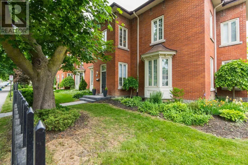 5 - 233 John Street, Belleville, Ontario  K8N 3G2 - Photo 3 - X12223104