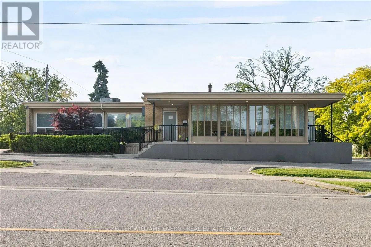 619 Brock Street S, Whitby, Ontario  L1N 4L1 - Photo 1 - E12223874