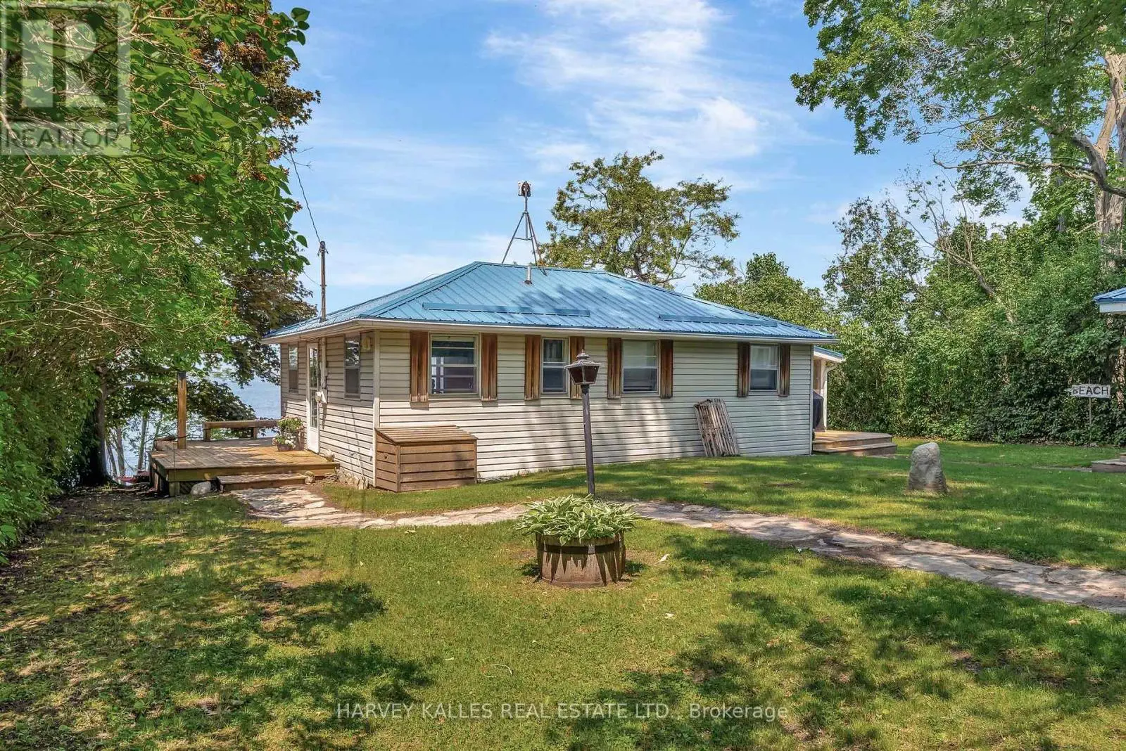 11856b Loyalist Parkway, Prince Edward County, Ontario  K0K 2T0 - Photo 3 - X12223955