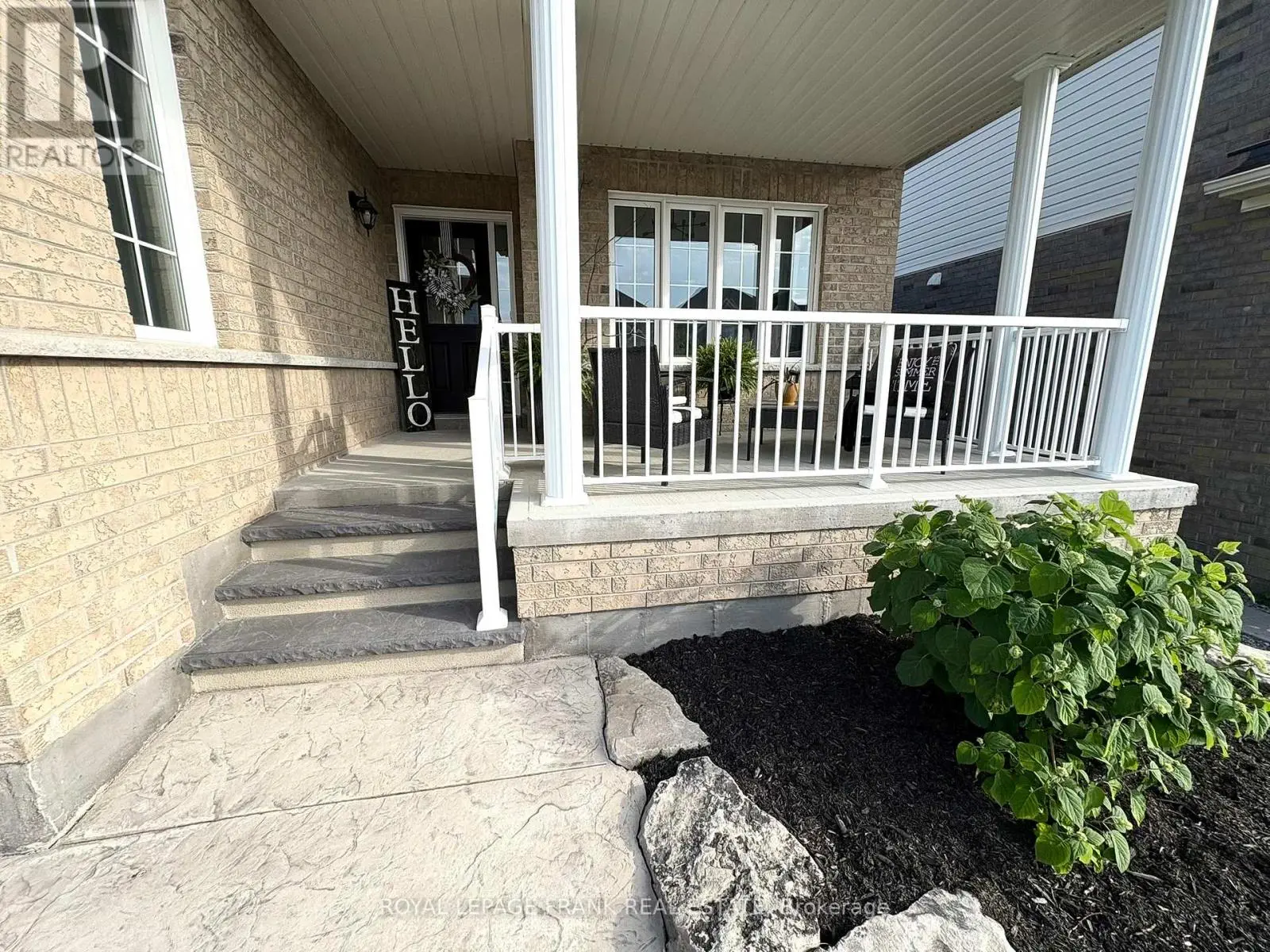 1540 Dunedin Crescent, Oshawa, Ontario  L1K 0T9 - Photo 2 - E12223978