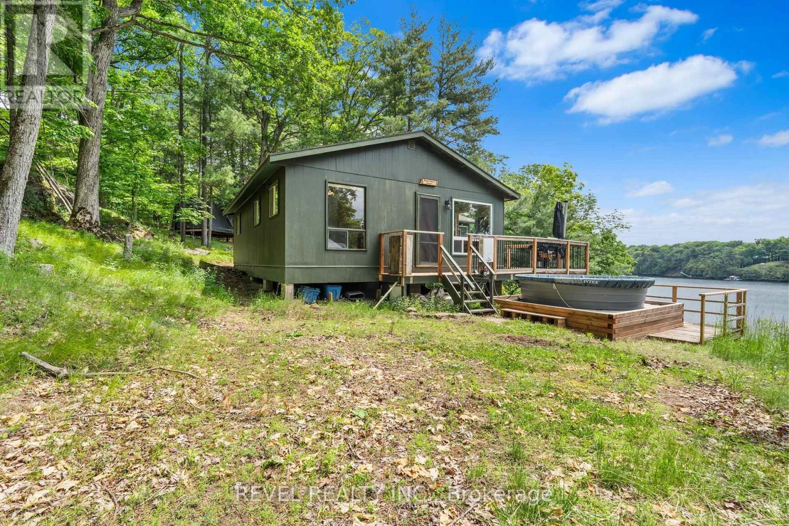 49 Sleepy Hollow Road, Rideau Lakes, Ontario  K0G 1E0 - Photo 3 - X12224352