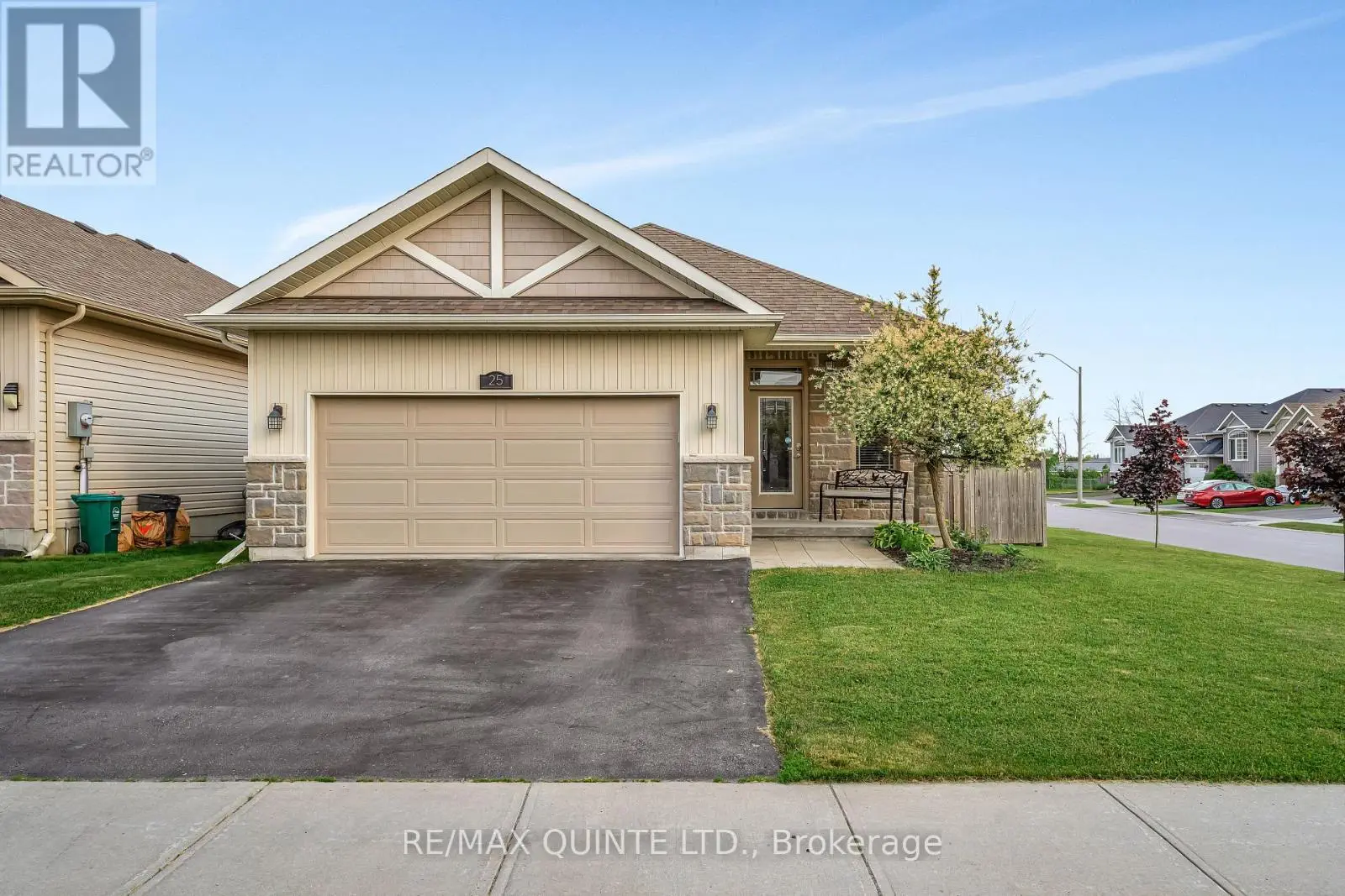 25 Walnut Crescent, Belleville, Ontario  K8N 0E4 - Photo 1 - X12223552