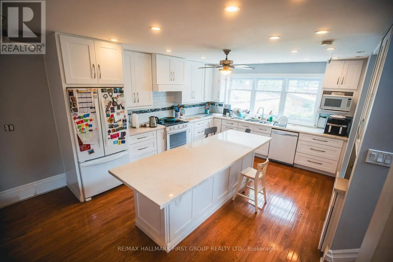 57 Wendell Avenue, Toronto, Ontario  M9N 3K8 - Photo 3 - W12224938