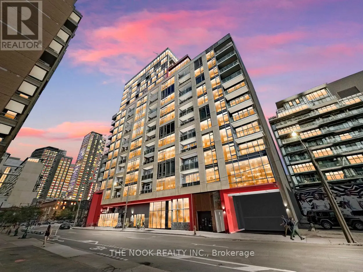 808 - 435 Richmond Street W, Toronto, Ontario  M5V 0N3 - Photo 1 - C12225369
