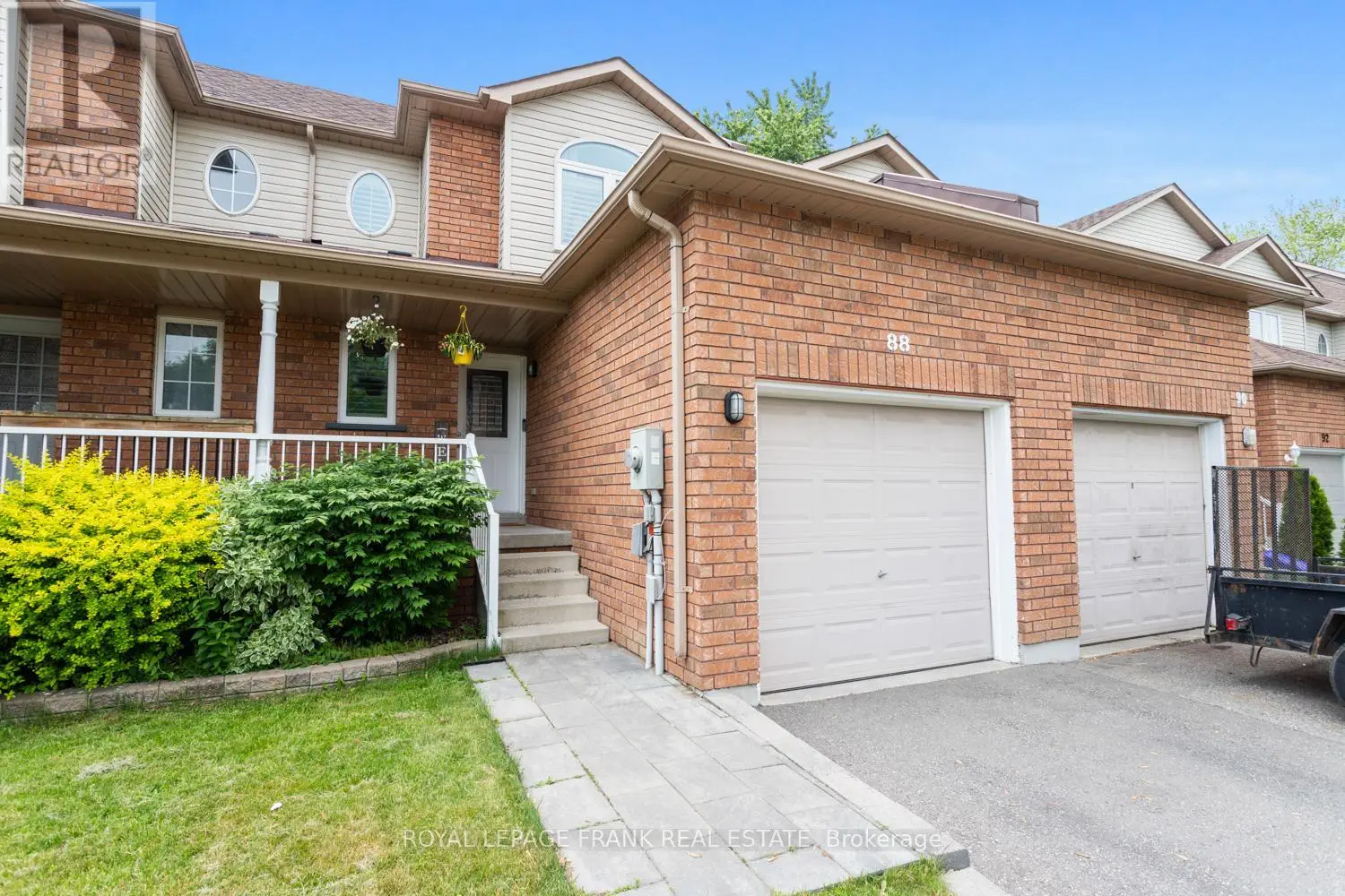 88 Richfield Square, Clarington, Ontario  L1E 3G4 - Photo 1 - E12225726