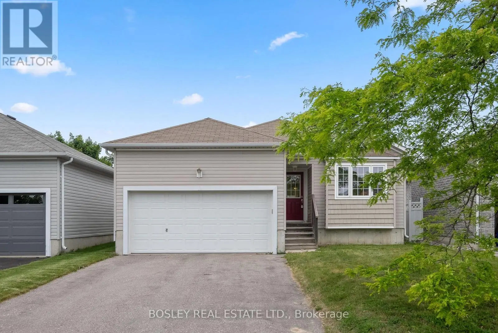 4 Austin Court, Port Hope, Ontario  L1A 0A6 - Photo 3 - X12226619