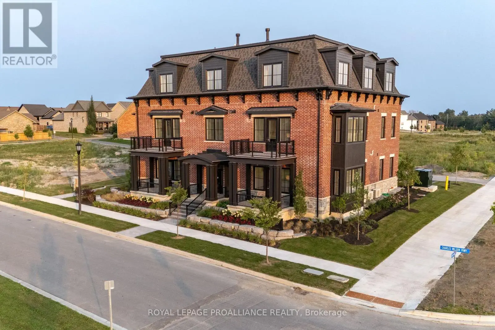 101 - 941 Charles Wilson Parkway, Cobourg, Ontario  K9A 0L2 - Photo 2 - X12226749