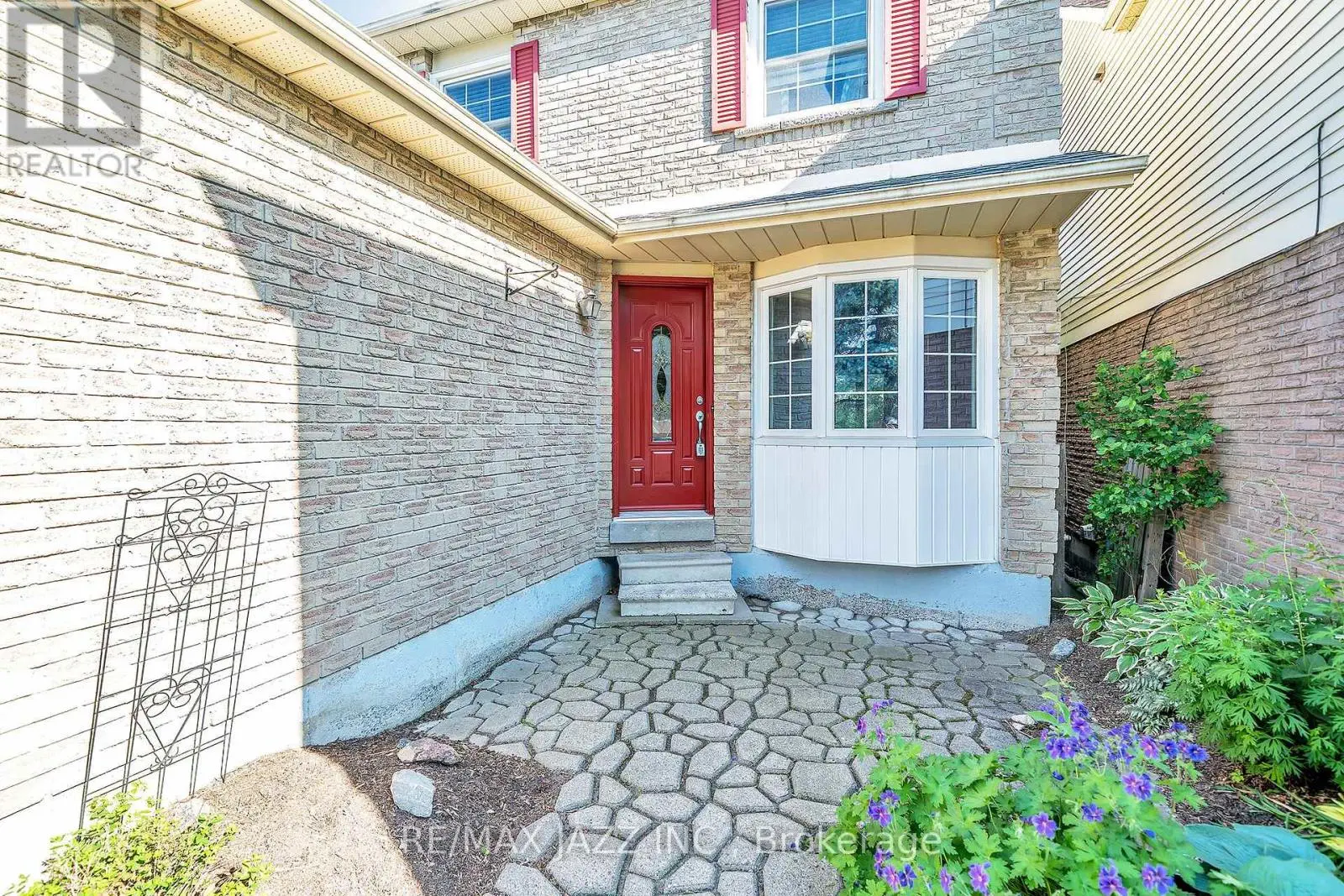 91 Sawdon Drive, Whitby, Ontario  L1N 8A8 - Photo 3 - E12226950