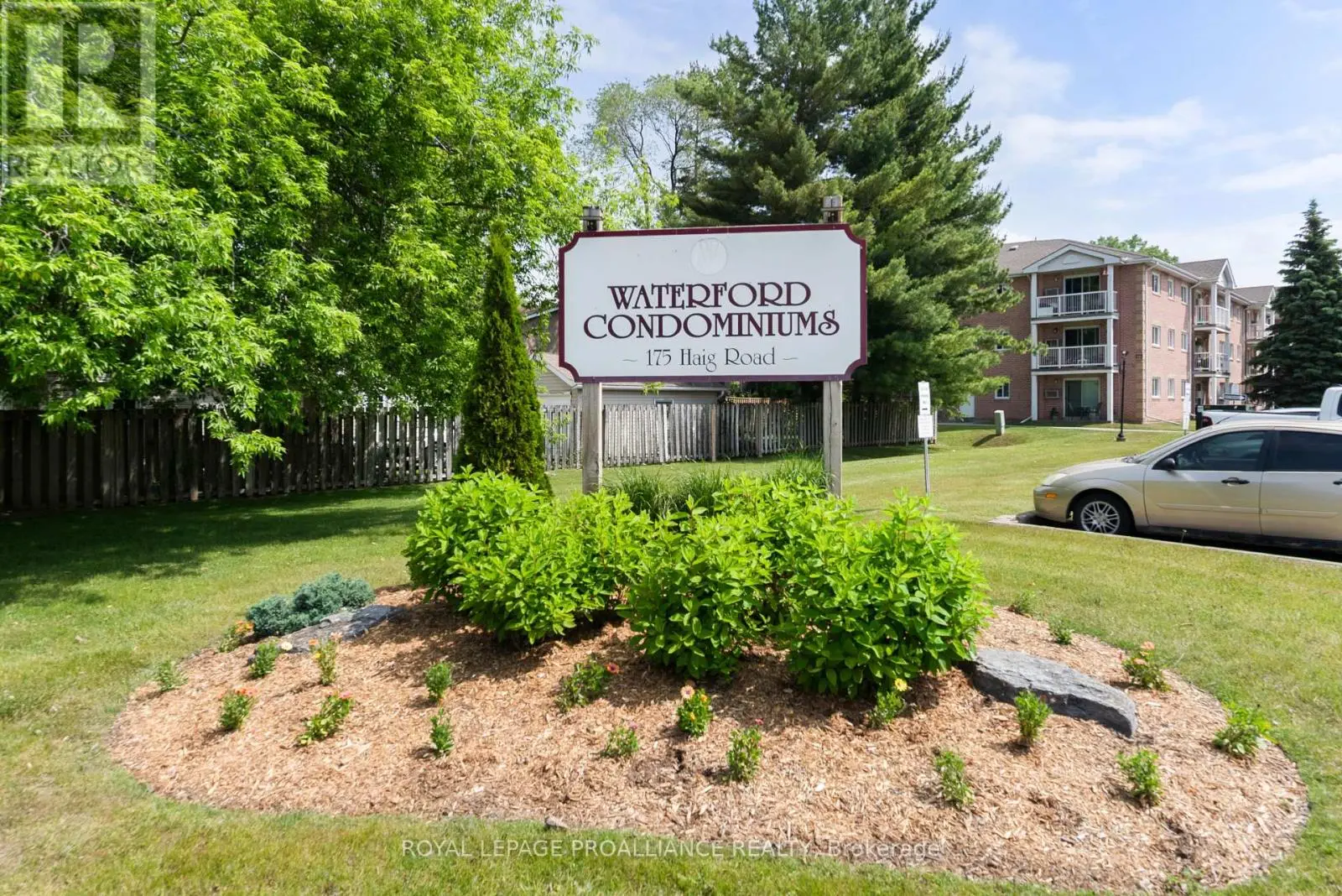 115 - 175 Haig Road, Belleville, Ontario  K8N 5R7 - Photo 2 - X12226905