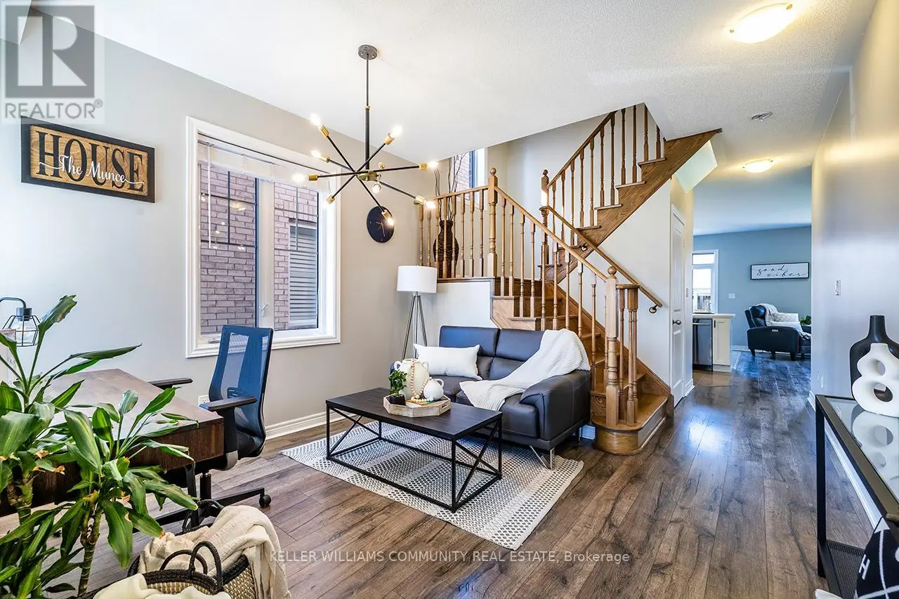 79 Sumersford Drive, Clarington, Ontario  L1C 0P5 - Photo 3 - E12226660