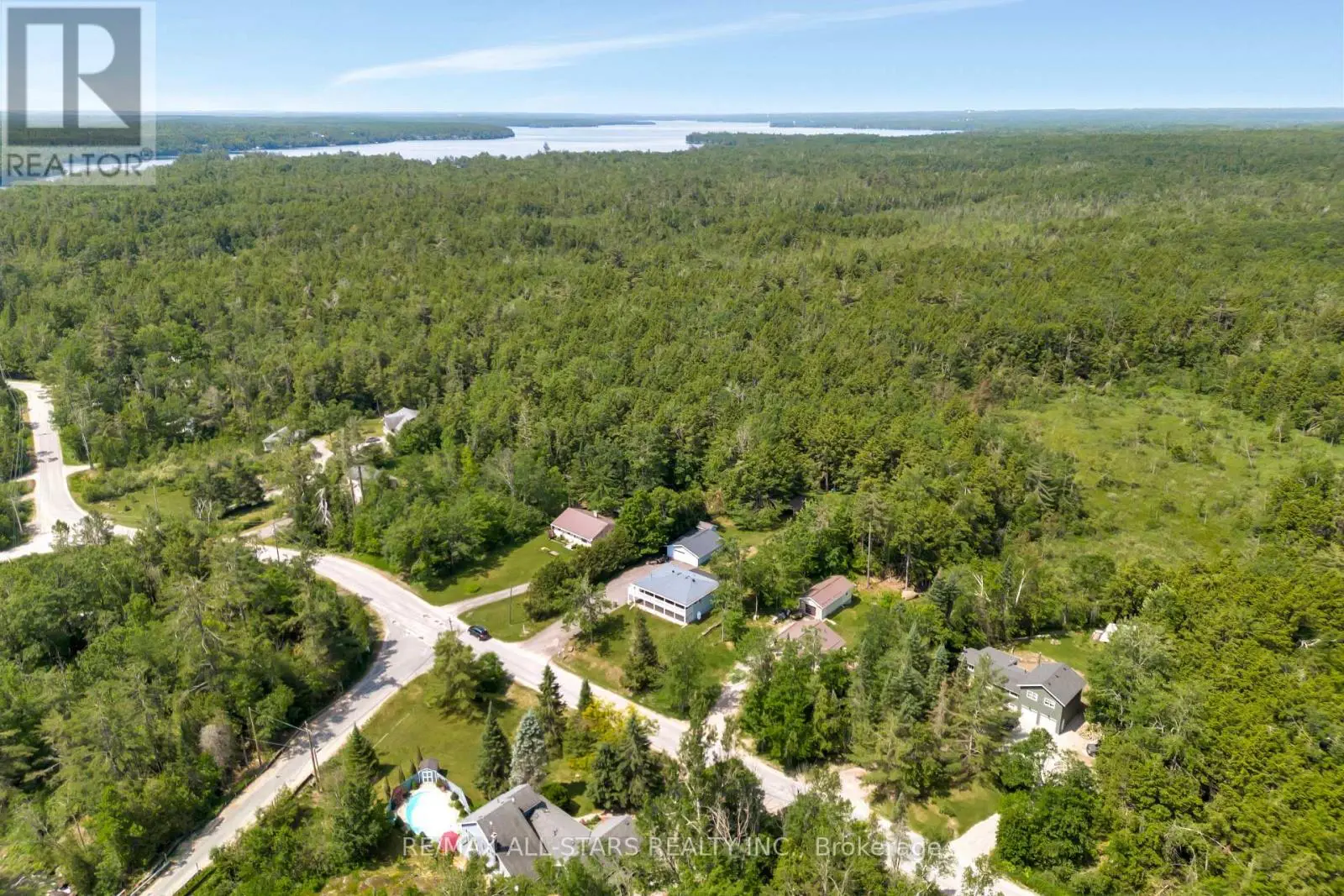 394 Kennedy Drive, Trent Lakes, Ontario  K0M 1A0 - Photo 2 - X12227265