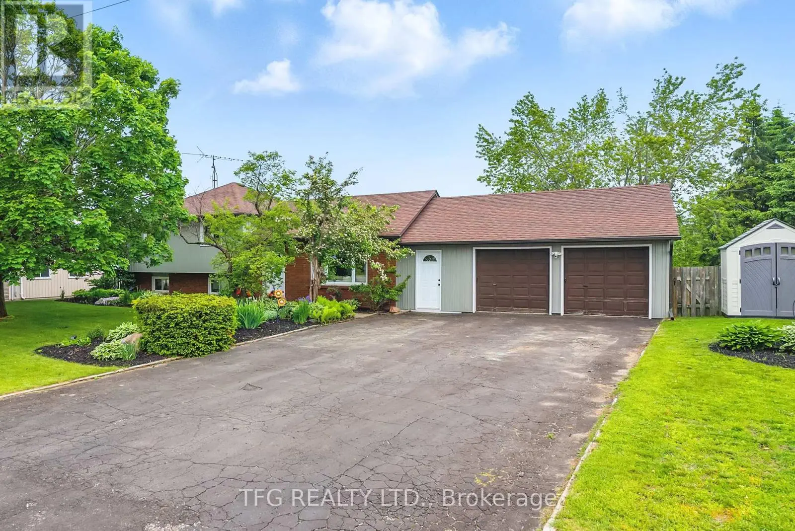 227 Corbett Drive, Kawartha Lakes, Ontario  L0A 1K0 - Photo 2 - X12202446