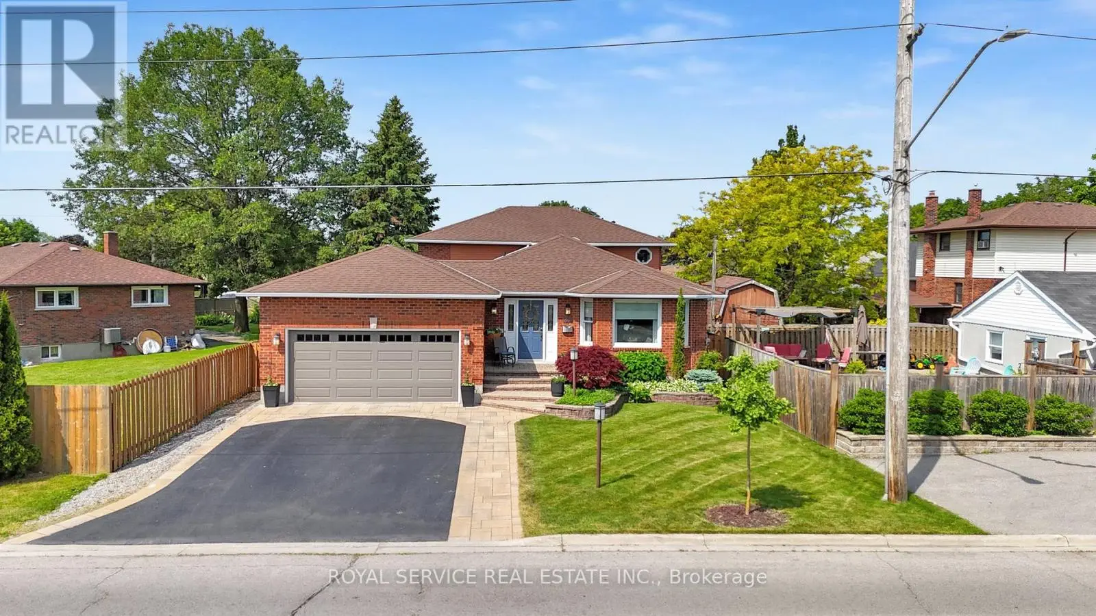 88 Simpson Avenue, Clarington, Ontario  L1C 2J1 - Photo 2 - E12228365