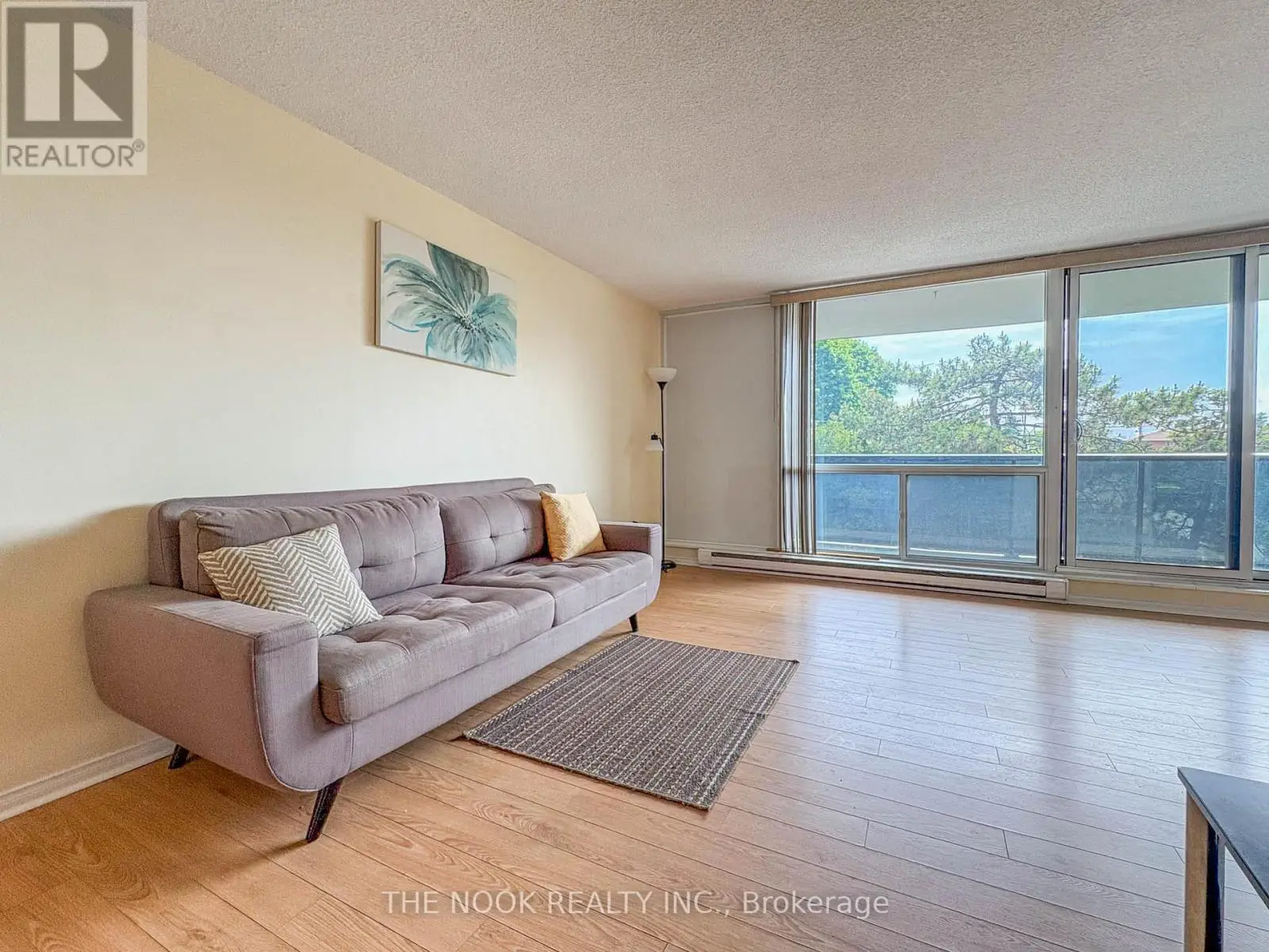 406 - 454 Centre Street S, Oshawa, Ontario  L1H 4C2 - Photo 2 - E12228826