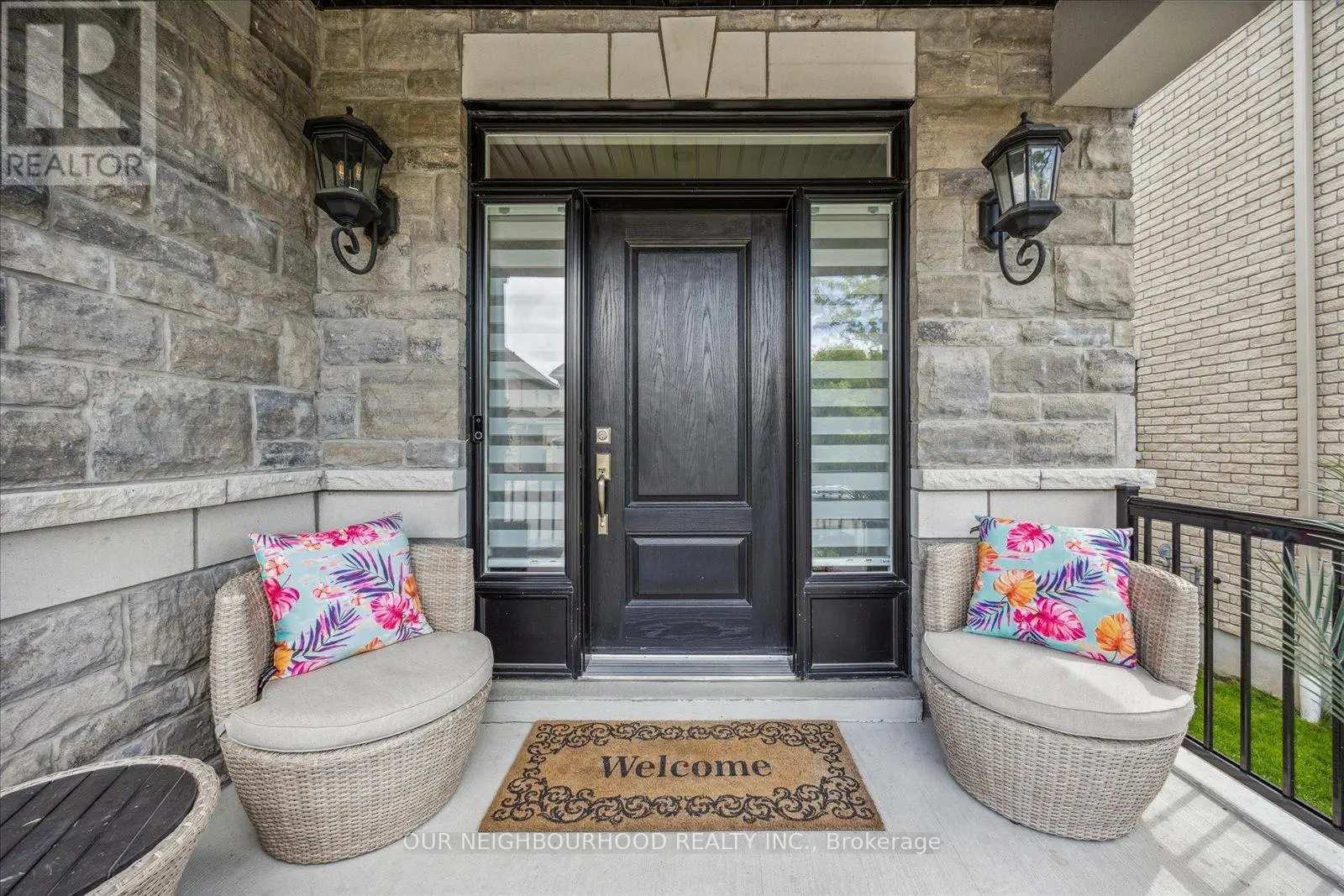 7 Serene Court, Whitby, Ontario  L1R 0L6 - Photo 2 - E12228864