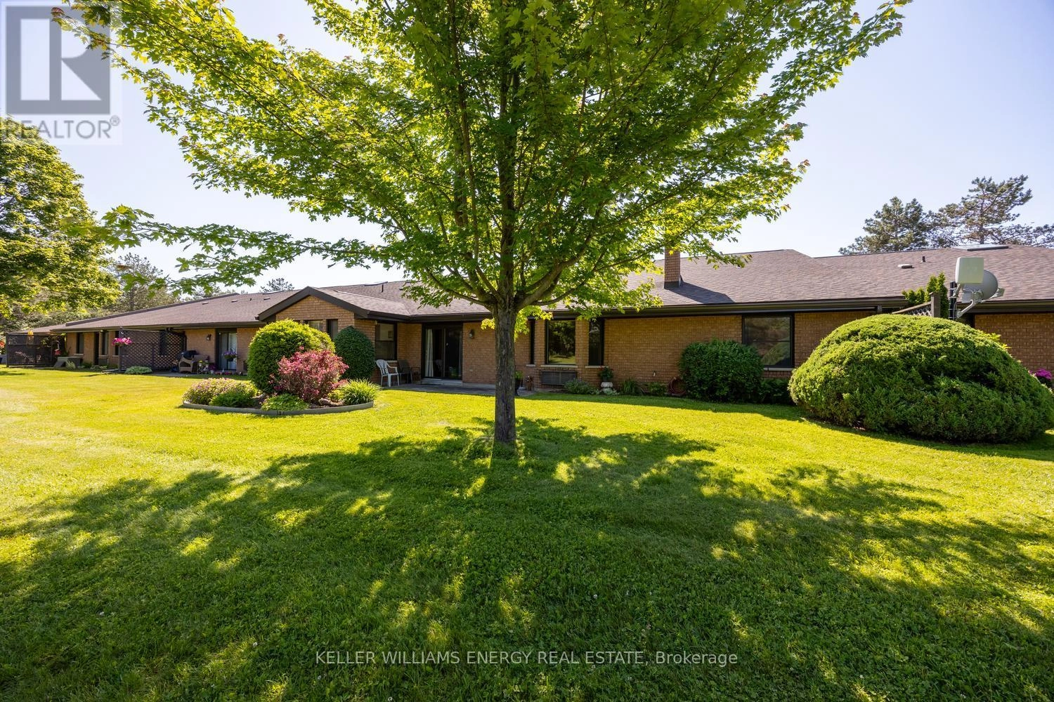 3 - 14 Paddock Wood, Peterborough East, Ontario  K9H 7H2 - Photo 3 - X12228888