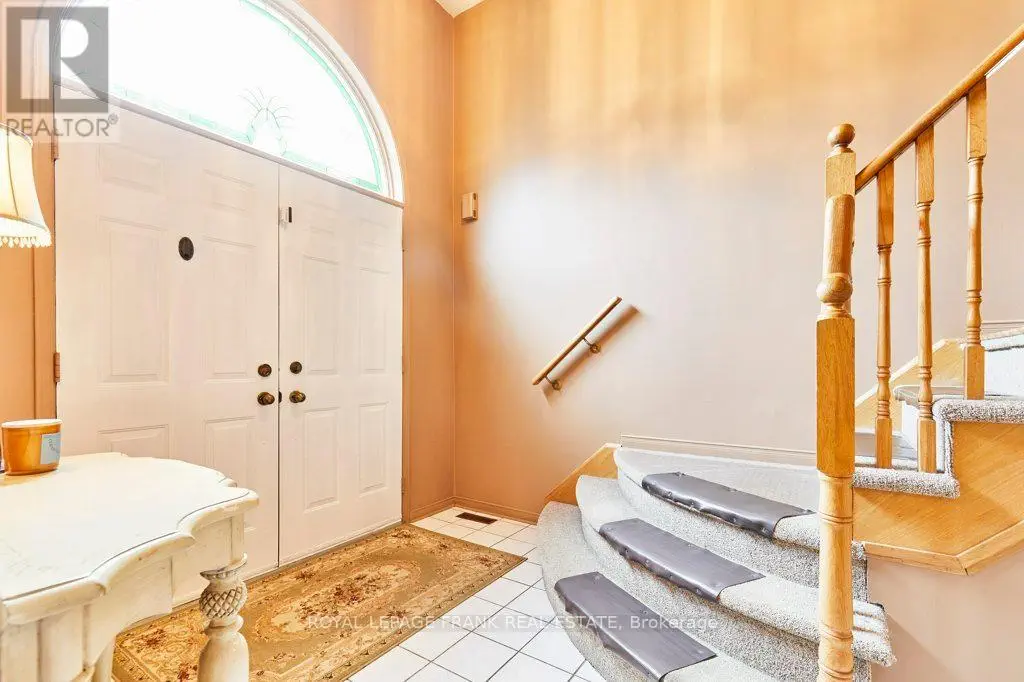 1775 Edenwood Drive, Oshawa, Ontario  L1G 7Y3 - Photo 3 - E12228979
