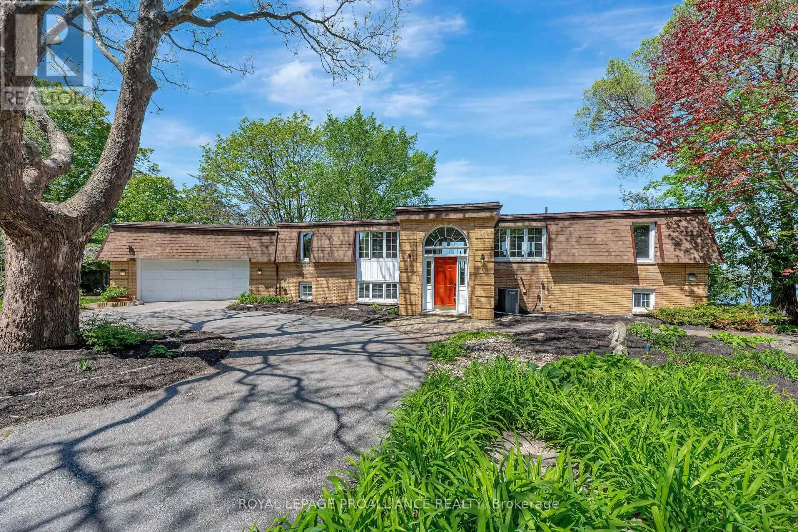 329 County Road 7, Prince Edward County, Ontario  K0K 2T0 - Photo 2 - X12229025