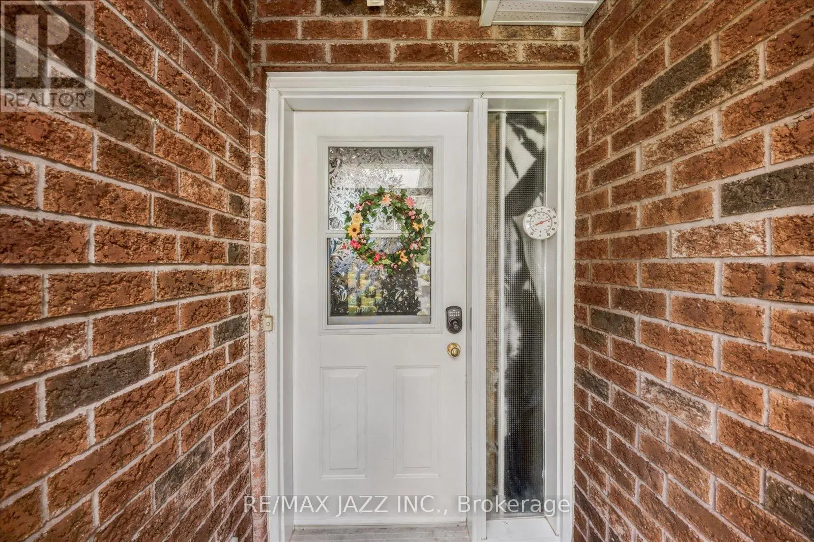 39 Mcgibbon Boulevard, Kawartha Lakes, Ontario  K9V 6G4 - Photo 3 - X12229031