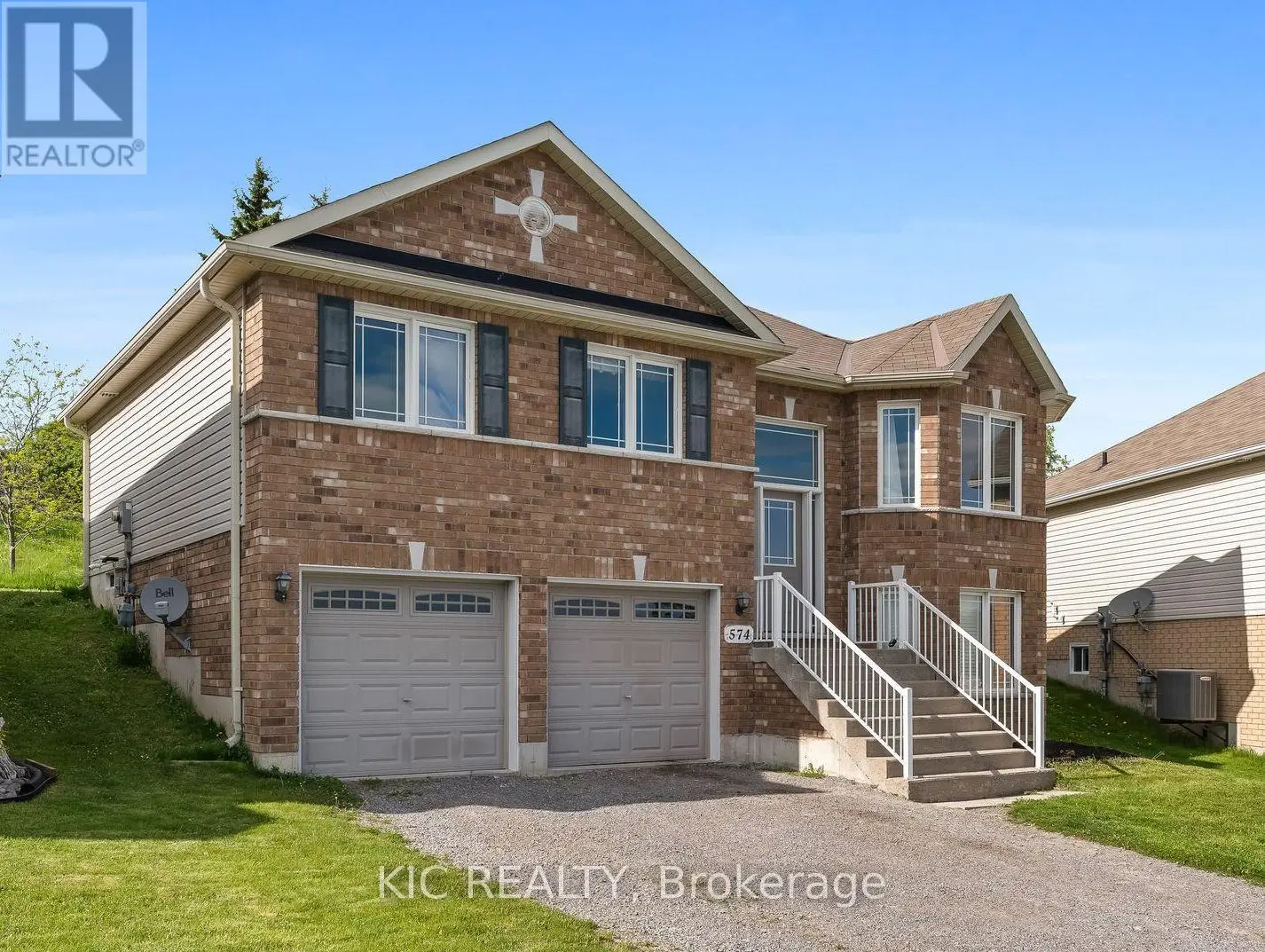 574 Clancy Crescent, Peterborough West, Ontario  K9K 2S2 - Photo 2 - X12229103