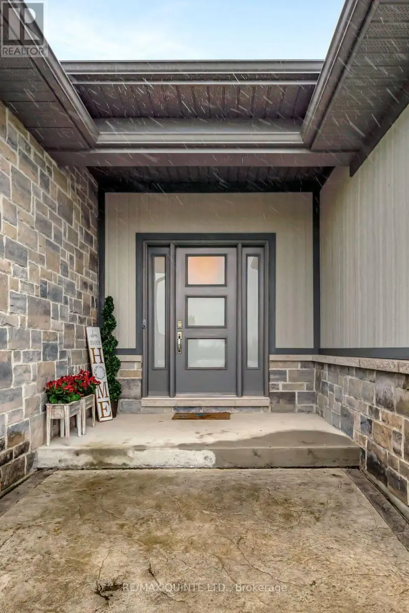 39 Woodland Trail, Prince Edward County, Ontario  K8N 4Z1 - Photo 3 - X12229195