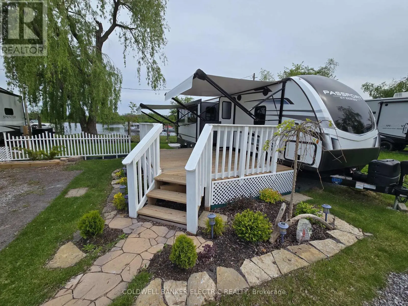 374 Carolyn (Site 12) Street, Cavan Monaghan, Ontario  K9J 6X6 - Photo 2 - X12180771