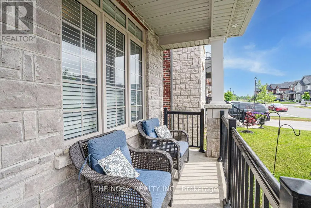 70 Highlands Boulevard, Cavan Monaghan, Ontario  L0A 1G0 - Photo 3 - X12229813