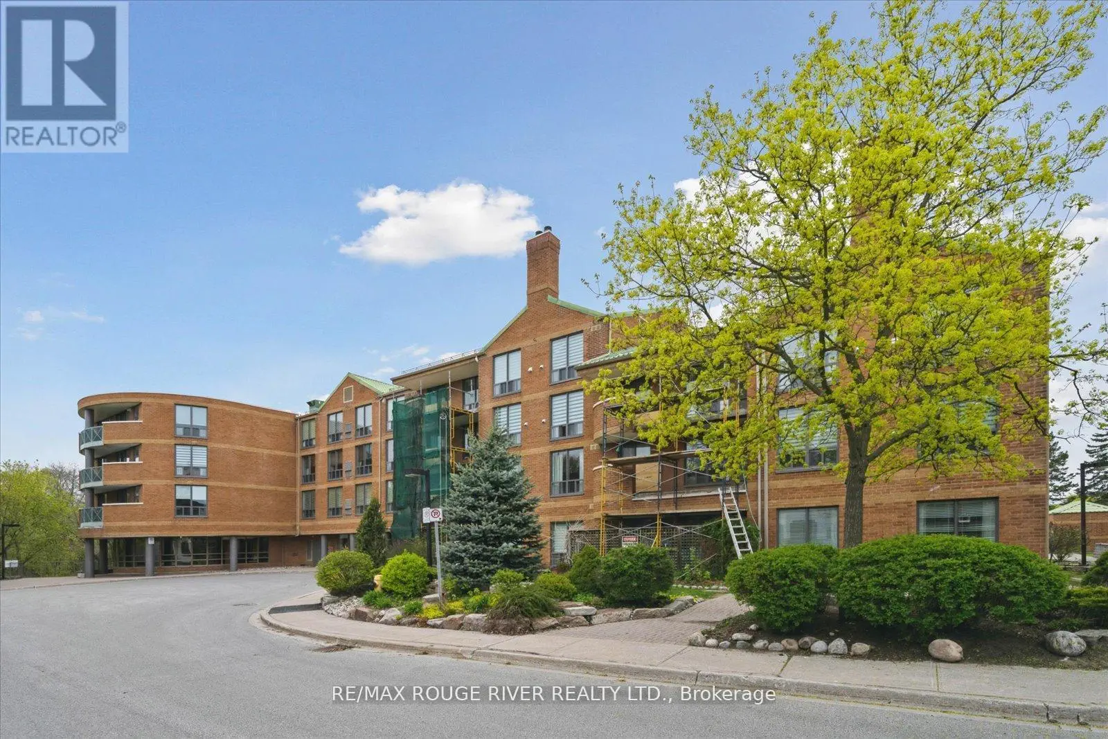 210 - 30 Wilson Street, Markham, Ontario  L3P 1N1 - Photo 2 - N12229824