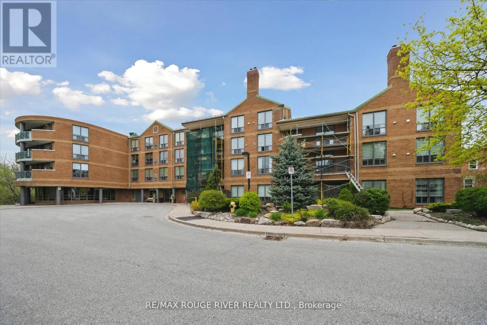 210 - 30 Wilson Street, Markham, Ontario  L3P 1N1 - Photo 3 - N12229824