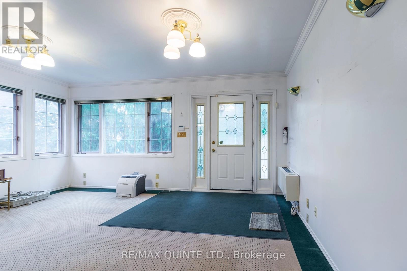 287 John Street, Belleville, Ontario  K8N 3G4 - Photo 3 - X12230029