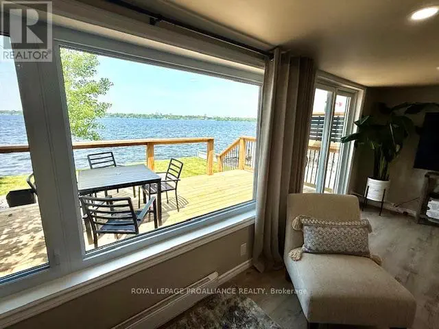 80 Ridley Street, Prince Edward County, Ontario  K8N 4Z1 - Photo 2 - X12230057