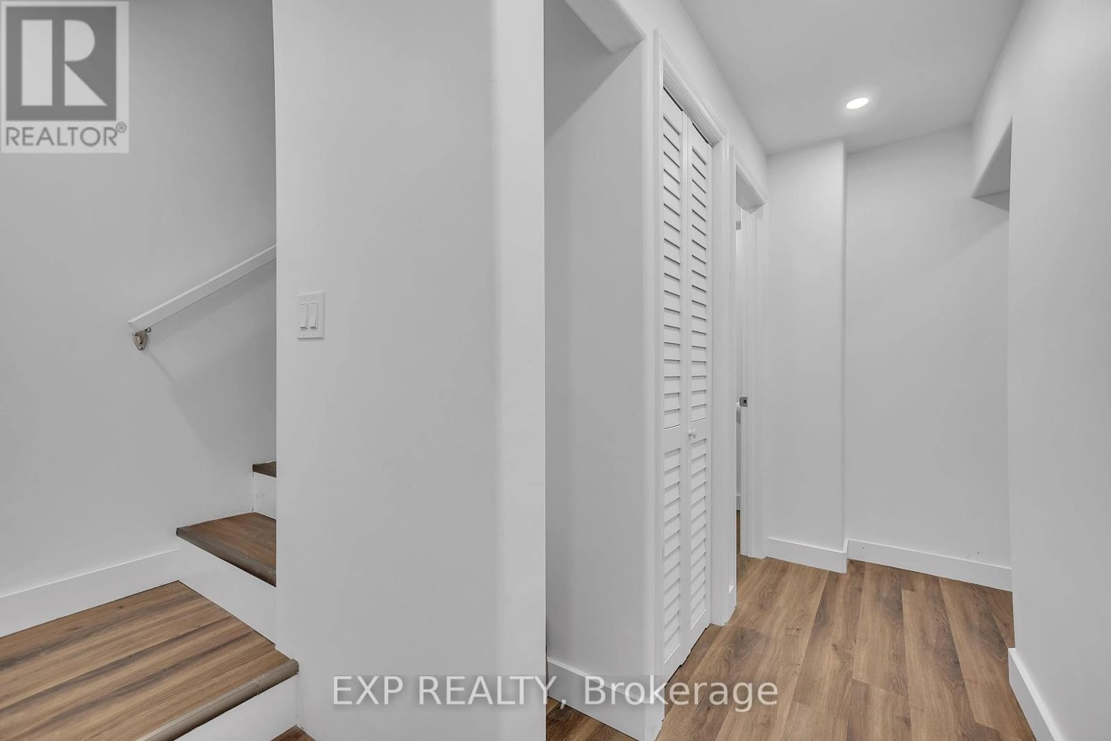 19 Isabel Street, Belleville, Ontario K8P 3N4 - Photo 15 - X12230621