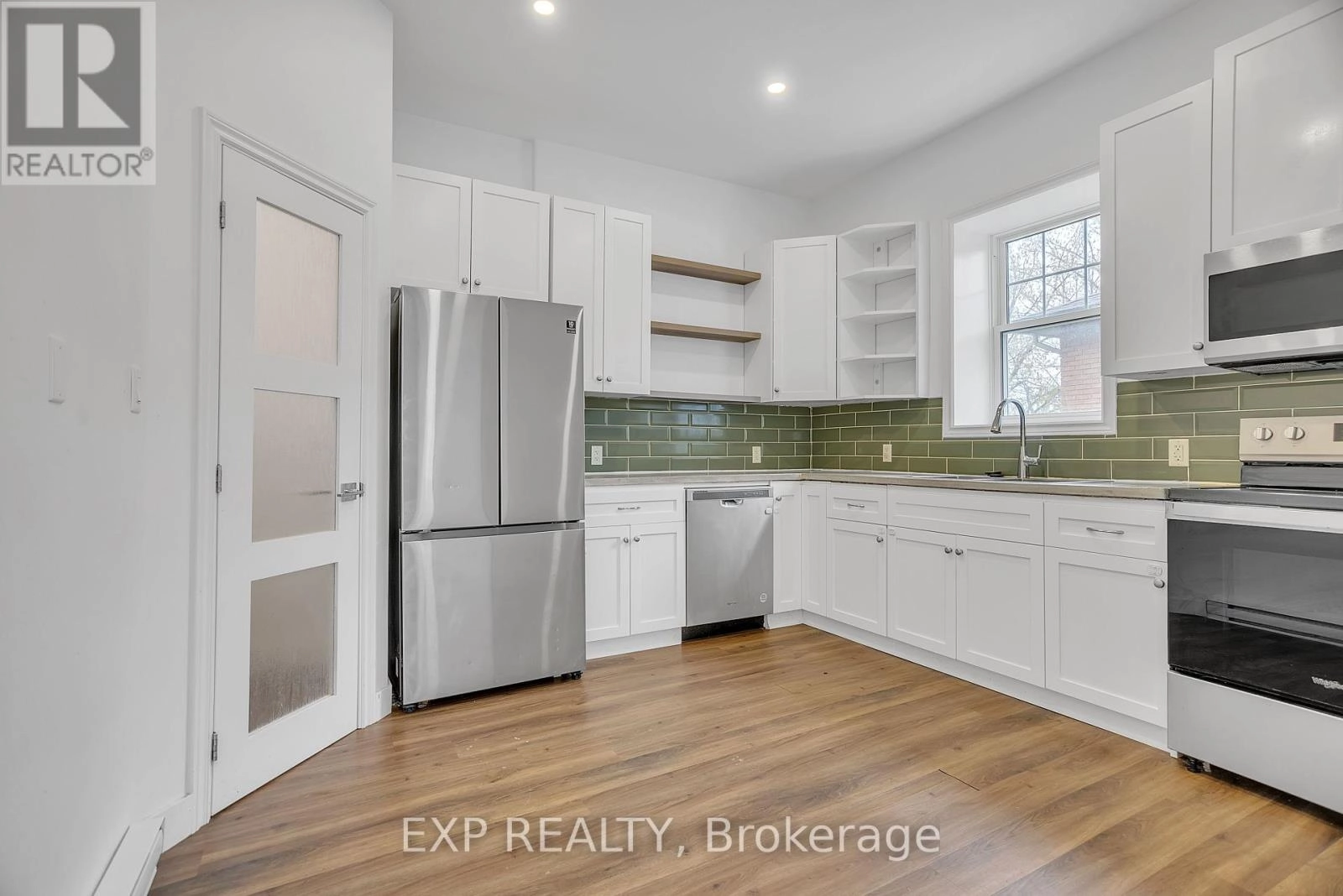 19 Isabel Street, Belleville, Ontario K8P 3N4 - Photo 7 - X12230621