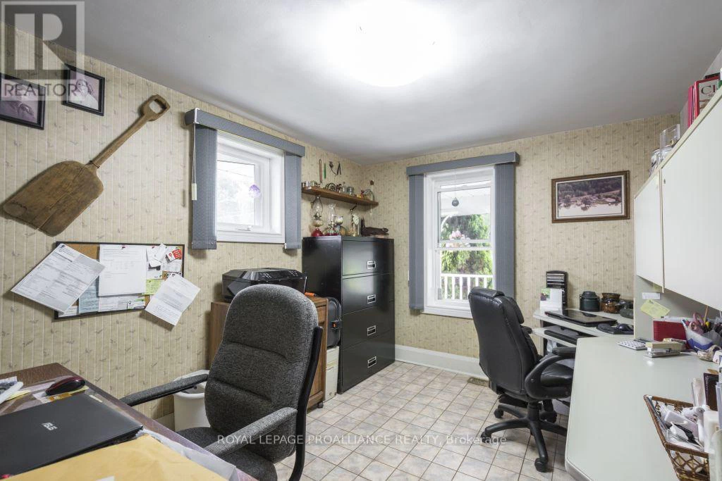 11438 C Loyalist Parkway N, Prince Edward County, Ontario  K0K 2T0 - Photo 17 - X12230686