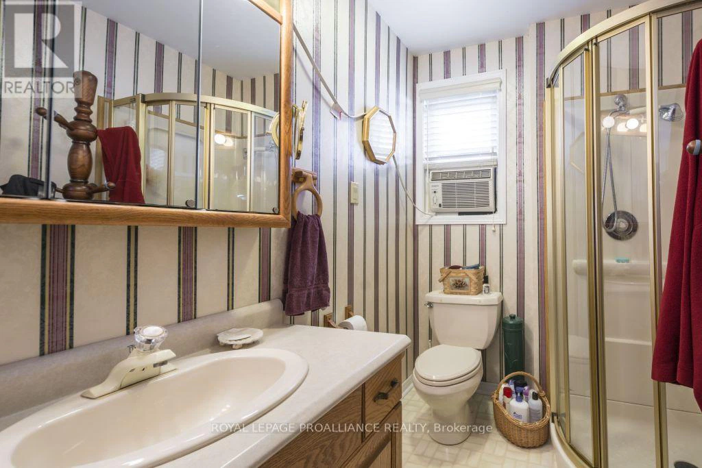 11438 C Loyalist Parkway N, Prince Edward County, Ontario  K0K 2T0 - Photo 20 - X12230686