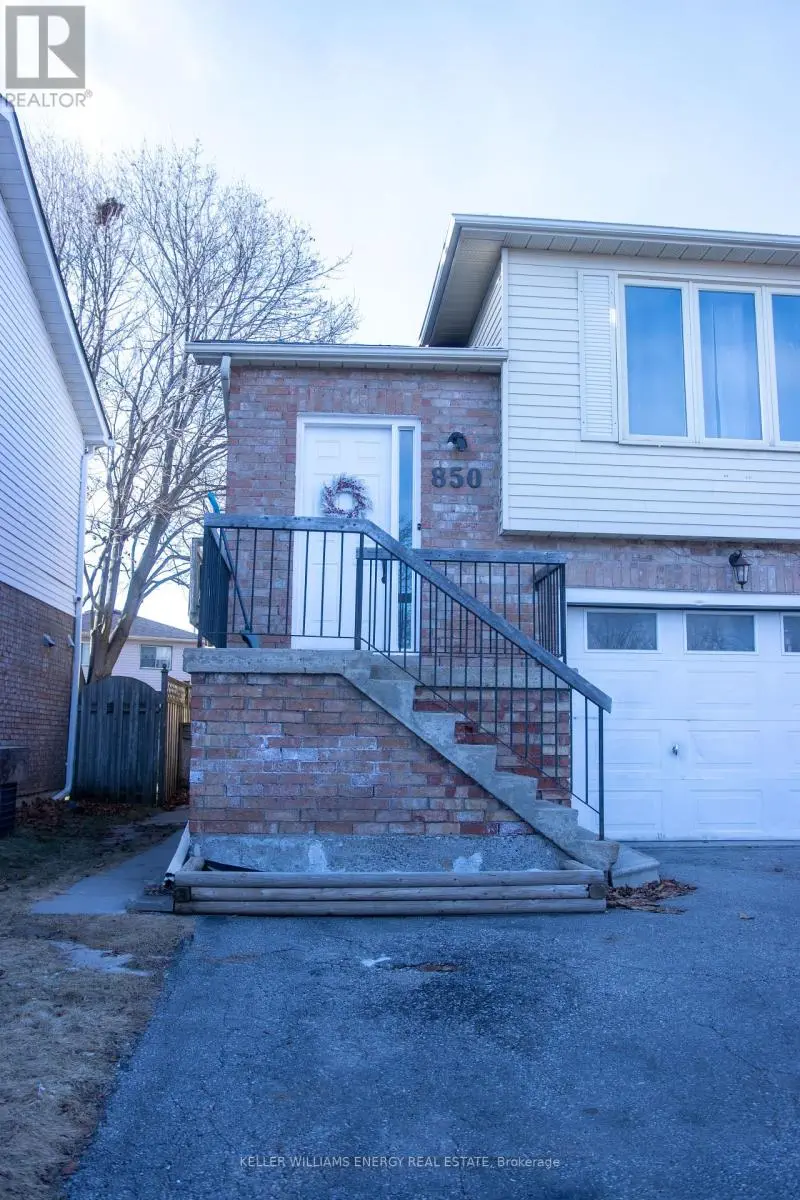 Rear - 850 Bennett Court, Oshawa, Ontario  L1K 1V2 - Photo 1 - E12231595