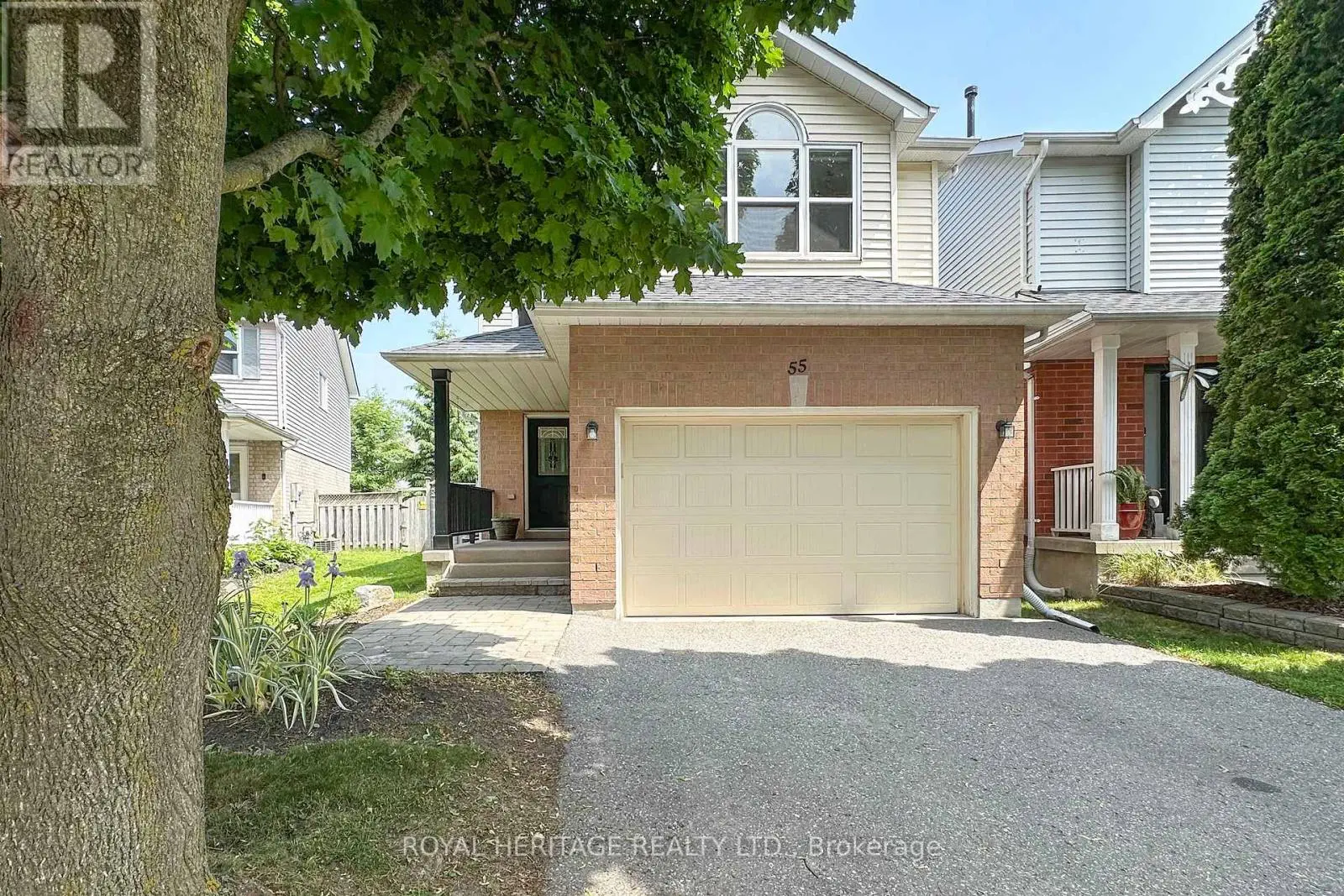 55 Hearthstone Crescent, Clarington, Ontario  L1E 2X8 - Photo 2 - E12231704