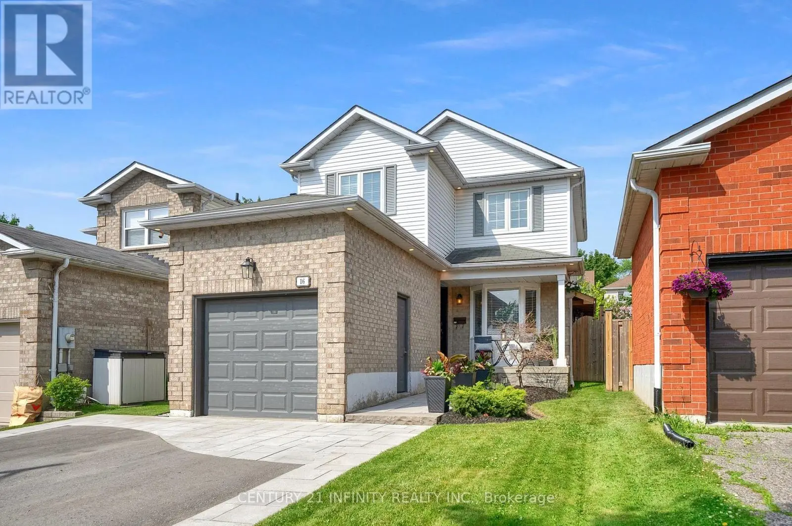 16 Wrenn Boulevard, Clarington, Ontario  L1C 4N3 - Photo 2 - E12231818