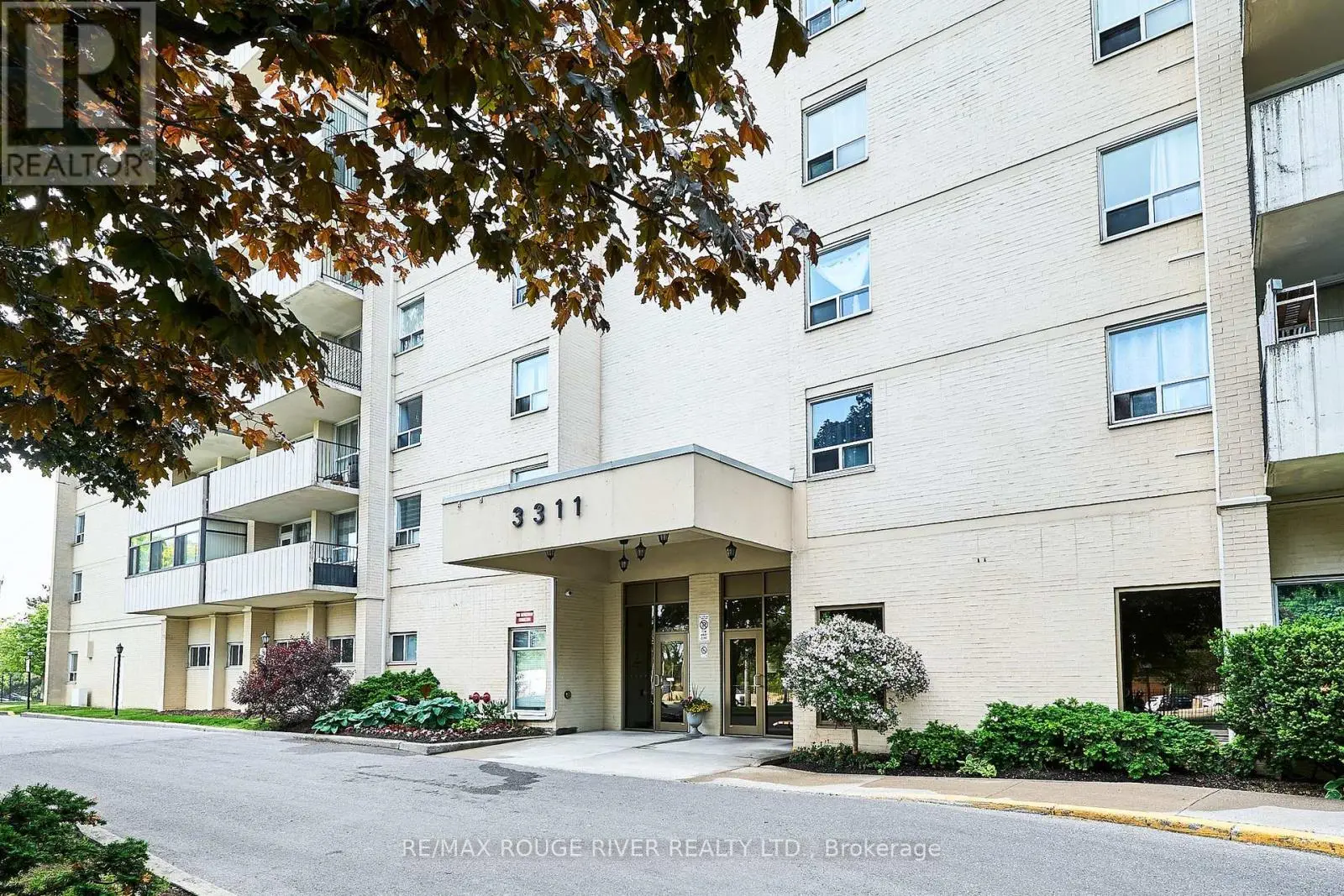 807 - 3311 Kingston Road, Toronto, Ontario  M1M 1R1 - Photo 1 - E12231836